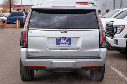 2017 Cadillac Escalade Platinum