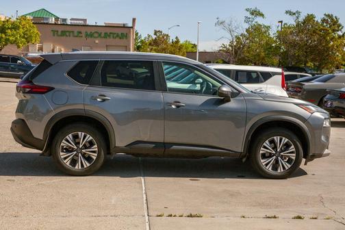 Gun Metallic 2022 Nissan Rogue SV