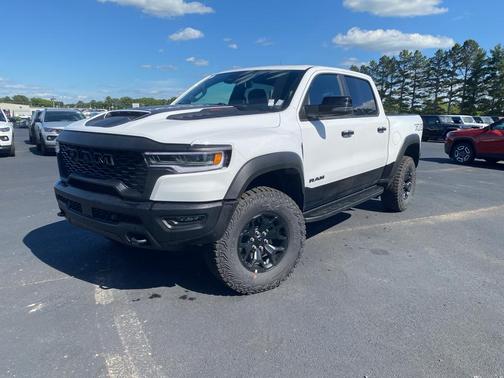Bright White Clearcoat 2026 RAM 1500 RHO