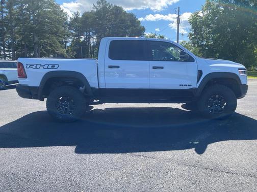Bright White Clearcoat 2026 RAM 1500 RHO