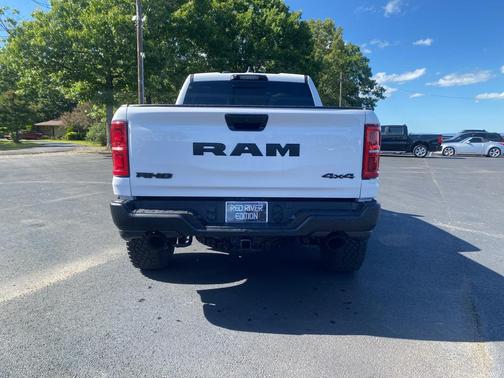 Bright White Clearcoat 2026 RAM 1500 RHO