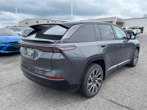 2025 Jeep Wagoneer S Limited