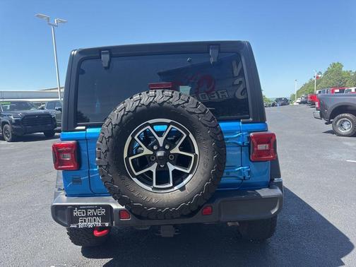 Hydro Blue Pearlcoat 2024 Jeep Wrangler Rubicon