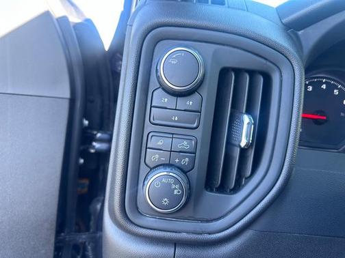 2024 Chevrolet Silverado 2500 Custom