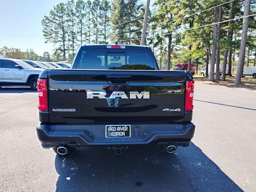 Diamond Black 2026 RAM 1500 Laramie