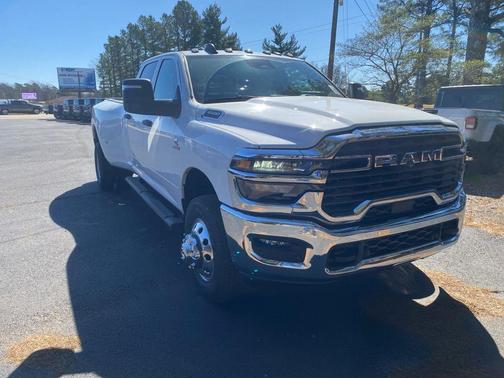 Bright White Clearcoat 2026 RAM 3500 Tradesman