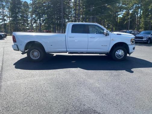 2026 RAM 3500 Limited