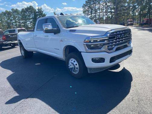 2026 RAM 3500 Limited