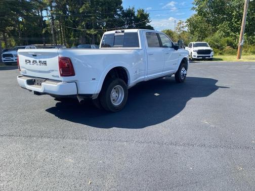 2026 RAM 3500 Limited