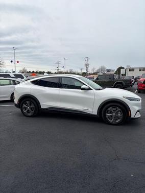 2022 Ford Mustang Mach-E Select