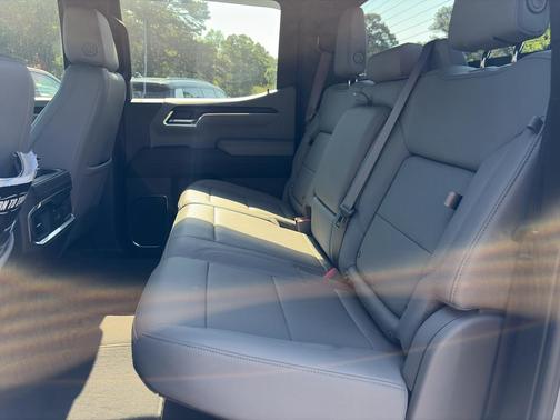 Sterling 2024 GMC Sierra 1500 SLT
