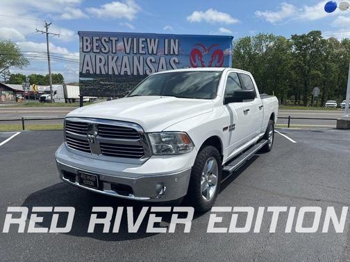 Bright White Clearcoat 2018 RAM 1500 Big Horn