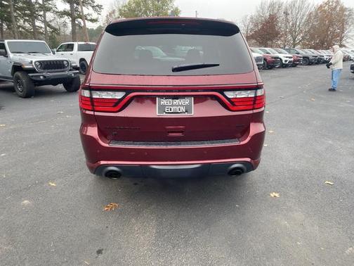 Octane Red Pearlcoat 2026 Dodge Durango GT HEMI V8