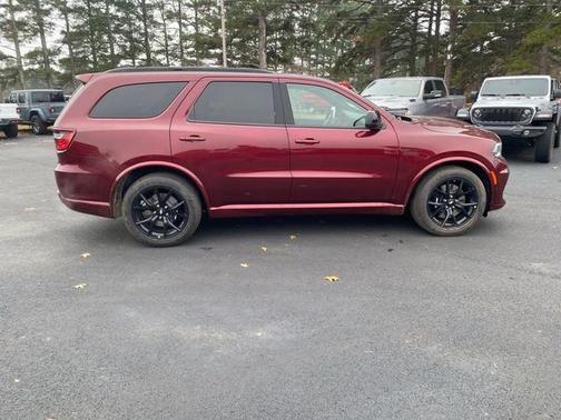 Octane Red Pearlcoat 2026 Dodge Durango GT HEMI V8