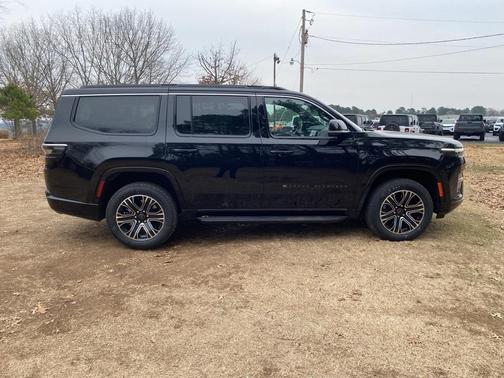 2026 Jeep Grand Wagoneer Base