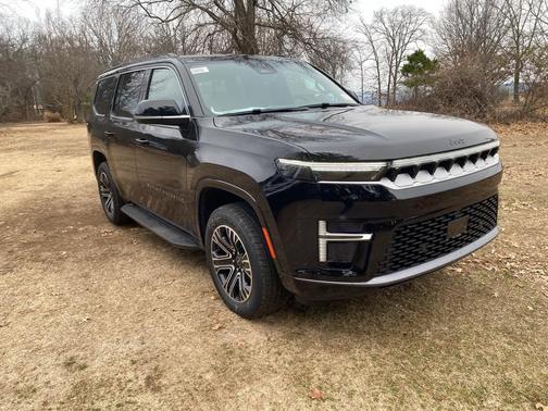 2026 Jeep Grand Wagoneer Base