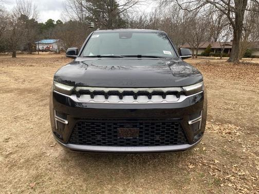 2026 Jeep Grand Wagoneer Base