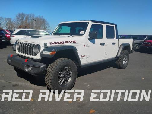 Bright White Clearcoat 2026 Jeep Gladiator Mojave