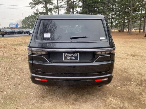 2026 Jeep Grand Wagoneer LIMITED