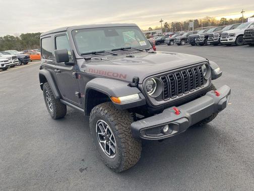 Granite Crystal Clearcoat Metallic 2026 Jeep Wrangler Rubicon