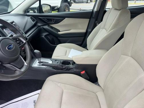 2019 Subaru Impreza 2.0i Premium