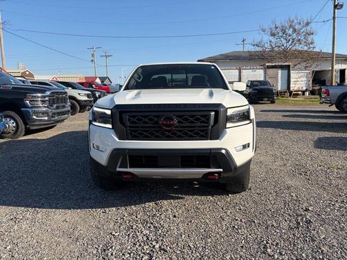2022 Nissan Frontier PRO-X