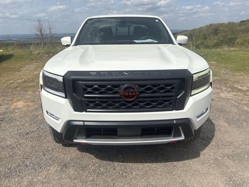2022 Nissan Frontier PRO-X