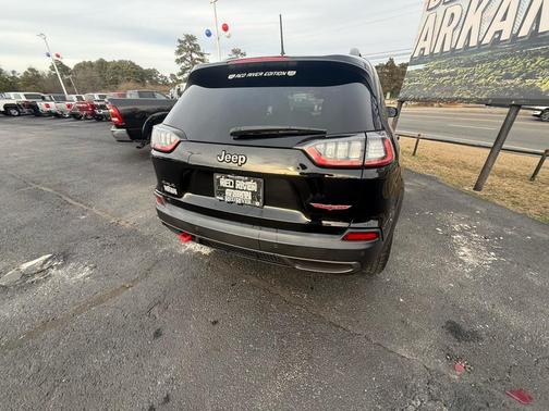 2021 Jeep Cherokee Trailhawk