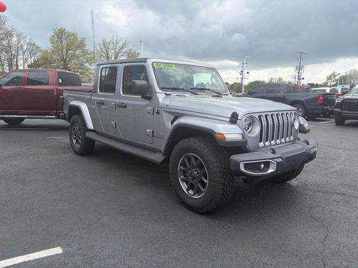 Billet Silver Metallic Clearcoat 2020 Jeep Gladiator Overland