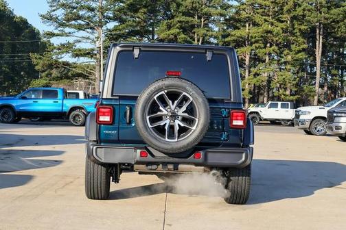 2025 Jeep Wrangler 4xe Sport