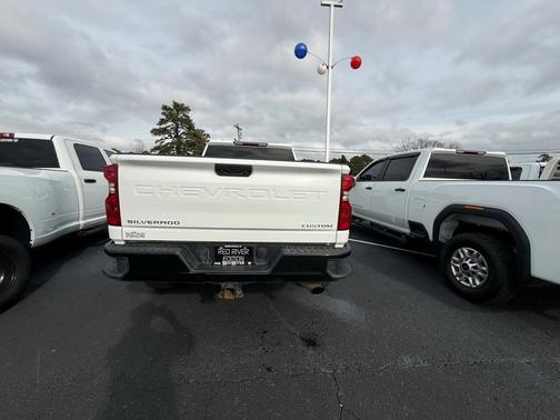 2022 Chevrolet Silverado 2500 Custom