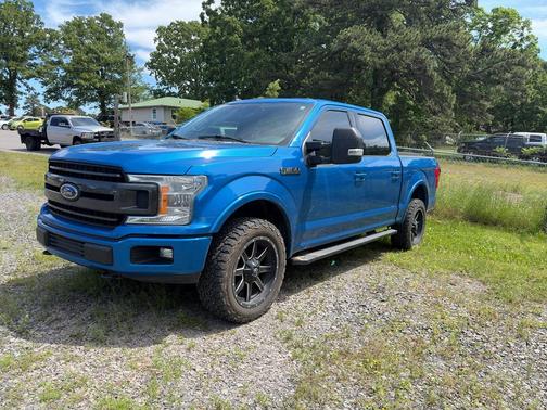 Velocity Blue Metallic 2019 Ford F-150 XLT