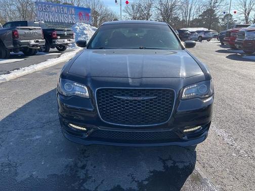 2021 Chrysler 300 Touring