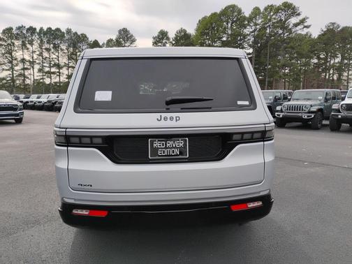 2026 Jeep Grand Wagoneer L Base