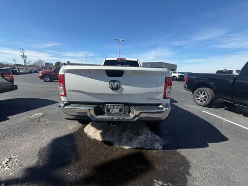 Bright White Clearcoat 2024 RAM 3500 Tradesman