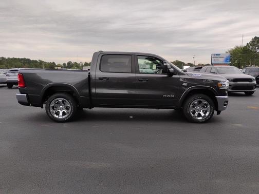 Granite Crystal Clearcoat Metallic 2026 RAM 1500 Big Horn