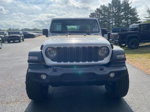 Bright White Clearcoat 2026 Jeep Wrangler Sport