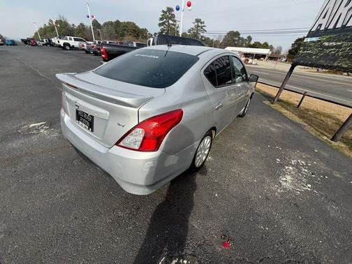 2017 Nissan Versa 1.6 SV