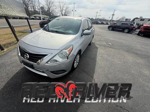 2017 Nissan Versa 1.6 SV