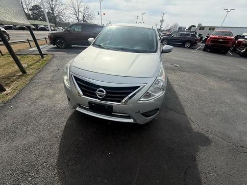 2017 Nissan Versa 1.6 SV