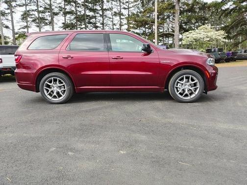Octane Red Pearlcoat 2026 Dodge Durango GT HEMI V8