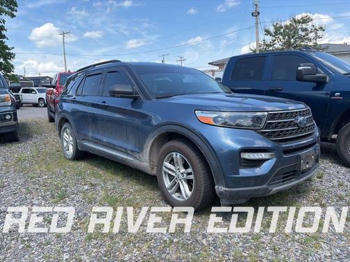 Blue Metallic 2020 Ford Explorer XLT