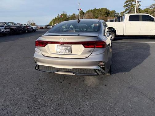 2024 Kia Forte GT-Line
