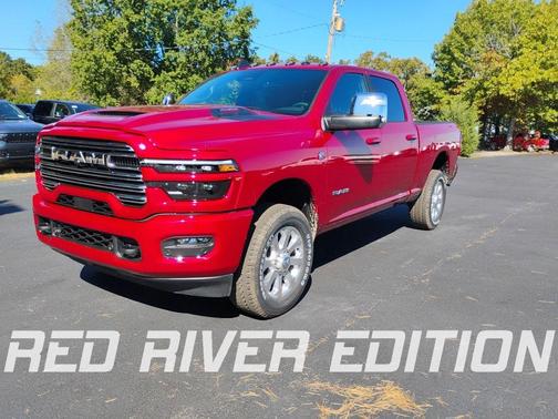 Molten Red Pearlcoat 2026 RAM 2500 Laramie