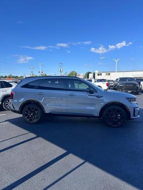 2023 Kia Sorento SX