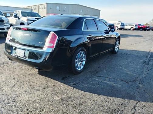 2012 Chrysler 300 Limited