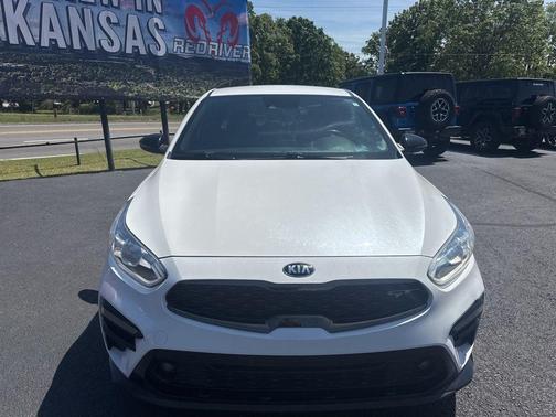 Snow White Pearl 2021 Kia Forte GT