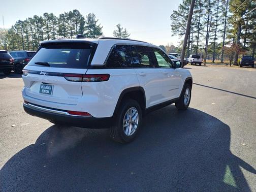2025 Jeep Grand Cherokee Laredo X