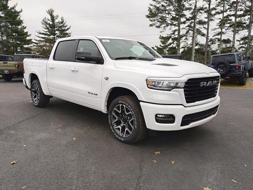 Bright White Clearcoat 2026 RAM 1500 Laramie