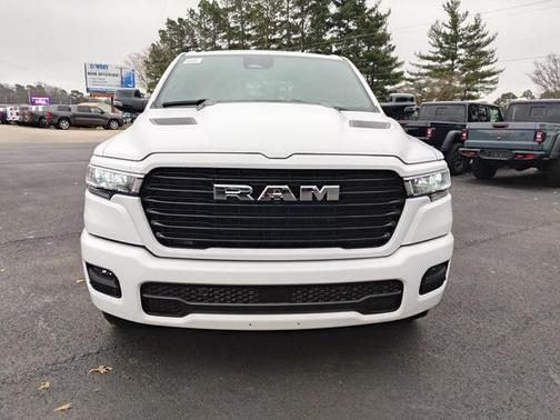 Bright White Clearcoat 2026 RAM 1500 Laramie